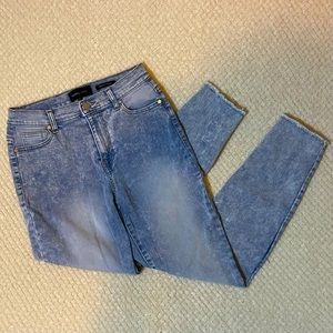 Women's Kendall + Kylie "Kontour" High Rise Skinny Jean Size 9/29